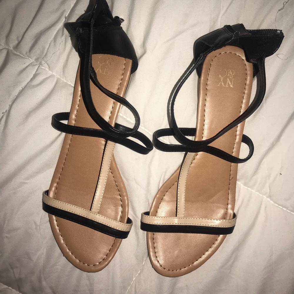 NY&Co sandals